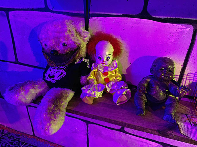 haunted clown toys, spooky teddy bears 