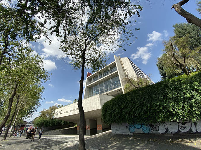 exterior Biblioteca Vasconcelos building library