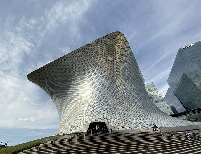 soumaya museum space futuristic building mexico city