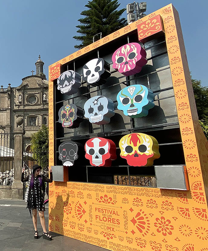 sugar skull statues art festival de la flores cdmx