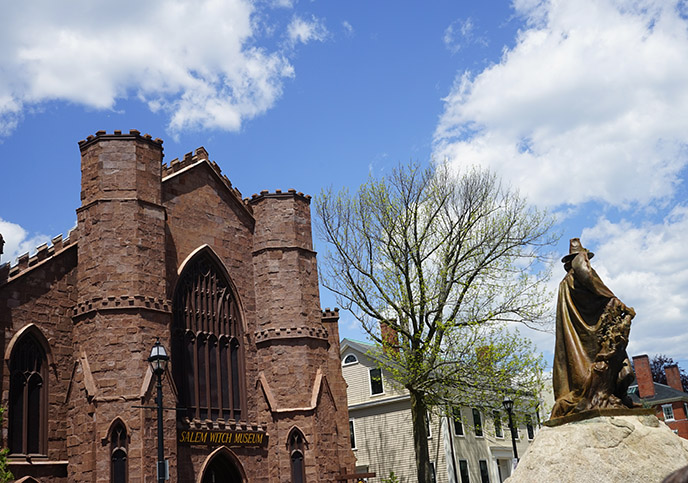 statue Roger Conant, founder of Salem, outside the Salem Witch Museum