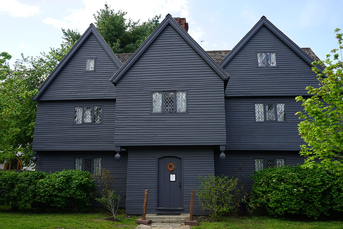 witch house salem massachusetts black haunted historic home