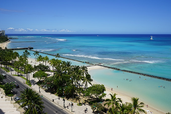 waikiki beach luxury hotel balcony suite