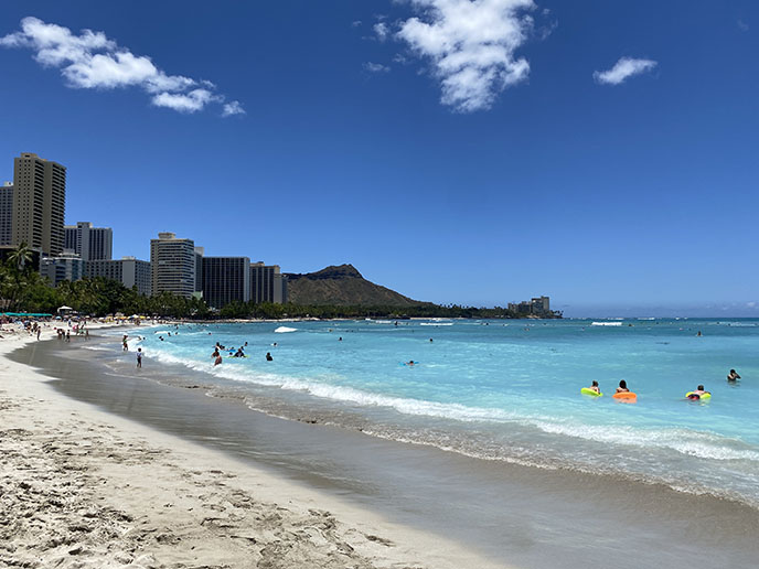 waikiki beach diamond head volcano mountain view