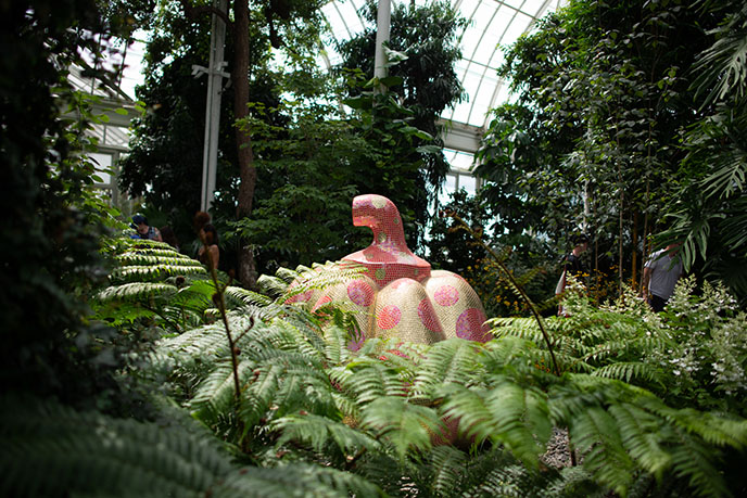 Yayoi Kusama's Pumpkins and Polka Dots Have Officially Taken Over the New  York Botanical Garden