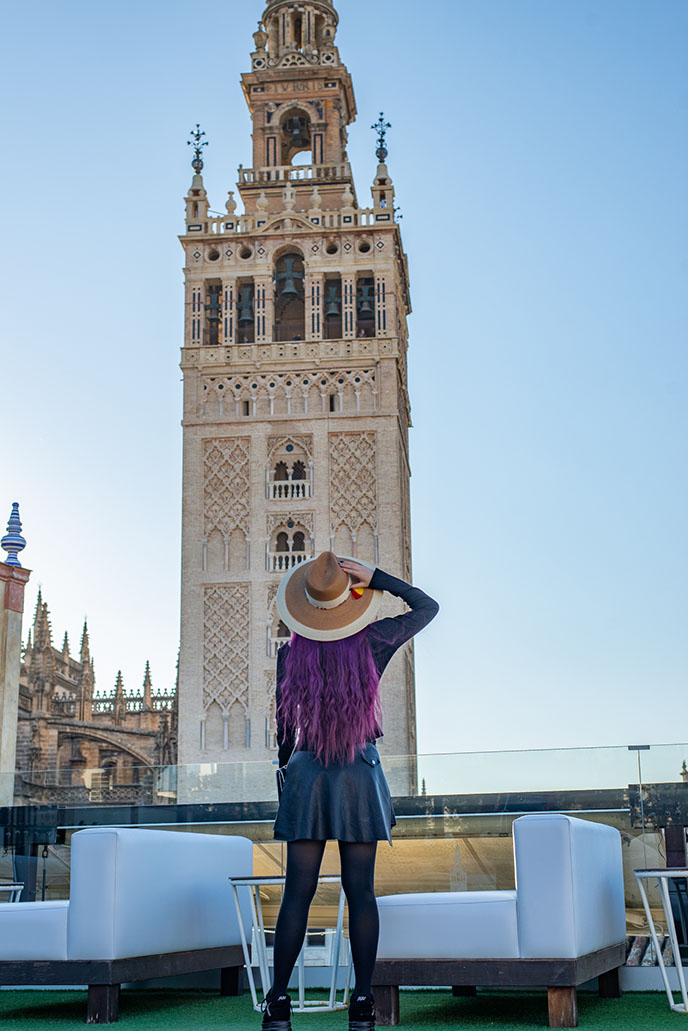 travel blogger instagram la giralda girl woman seville cathedral