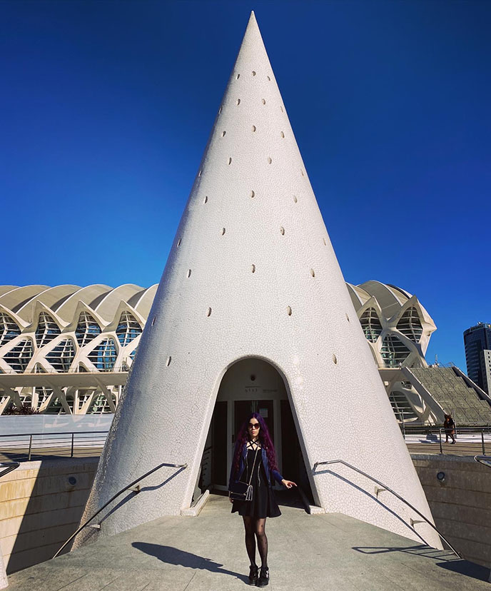 santiago calatrava triangle cone Ciudad de las Artes y las Ciencias