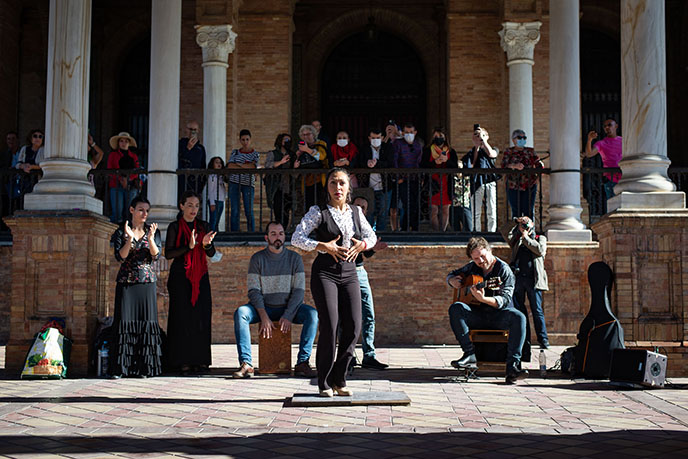 free flamenco dancing sevilla spain dancer