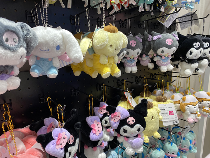 tokyo cute mascot stores sanrio hello kitty keychains