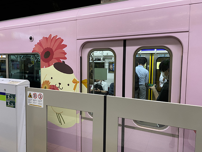 hello kitty themed subway cars train japan rail sanrio