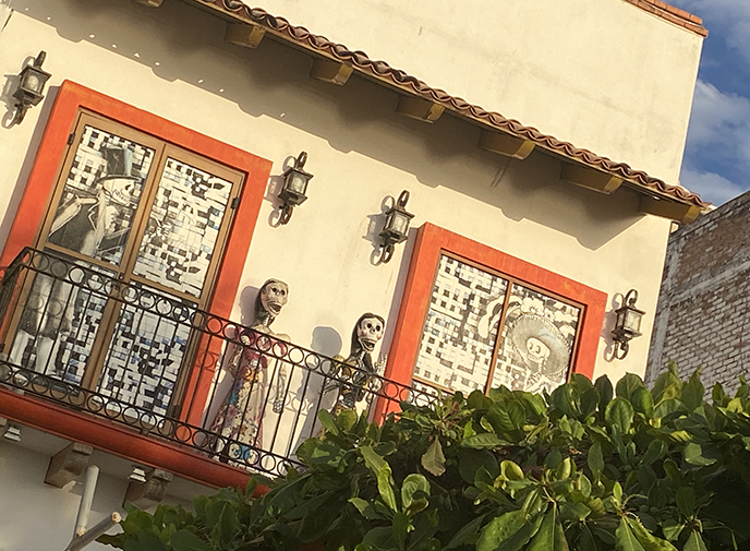 day of the dead skeleton couple art mexico balcony 