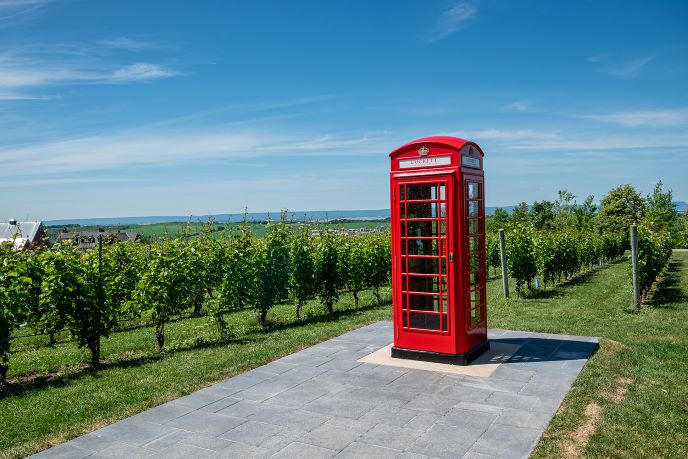 luckett phone box red wine uk phone booth nova scotian wines