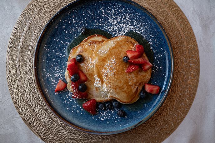 pancakes with fruit breakfast queen anne inn