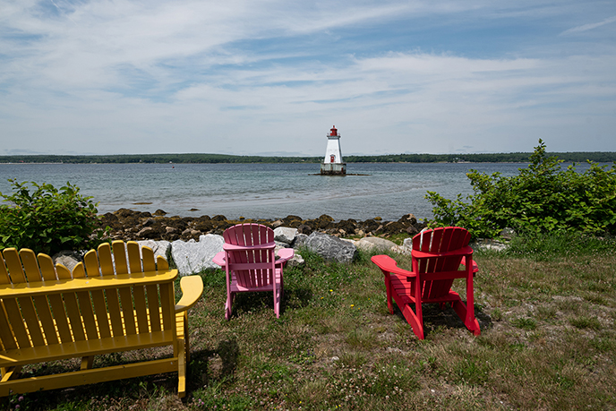sandy point lighthouse nova scotia red white