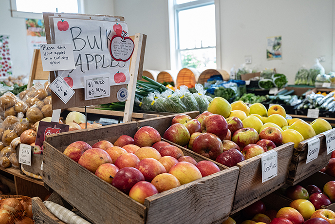 noggin's farm wolfville nova scotia apples orchards fruit stands