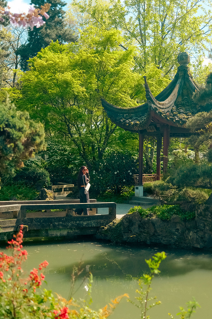 chinatown vancouver sun yat sen gardens pagoda park chinese canadian content creator influencer blogger