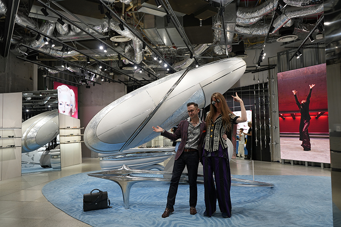 weird tokyo japan stores eye glasses