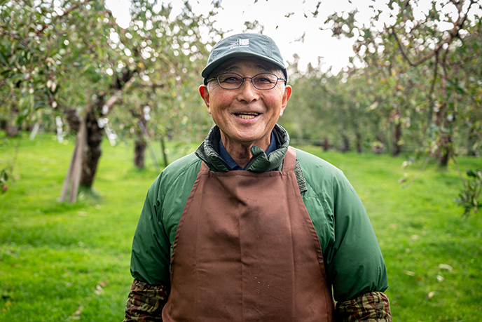 apple farmer japanese japan tohoku