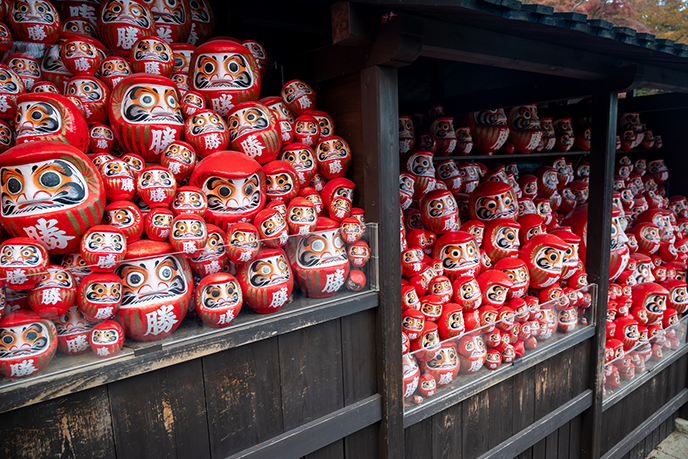 katsuoji 勝尾寺 daruma buddhist temple japan