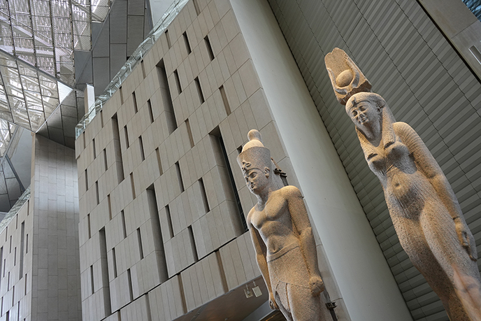 big tall statues ancient egypt kings queens museum giza
