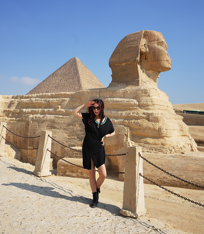 great sphinx giza outfit photos fashion influencer girl woman