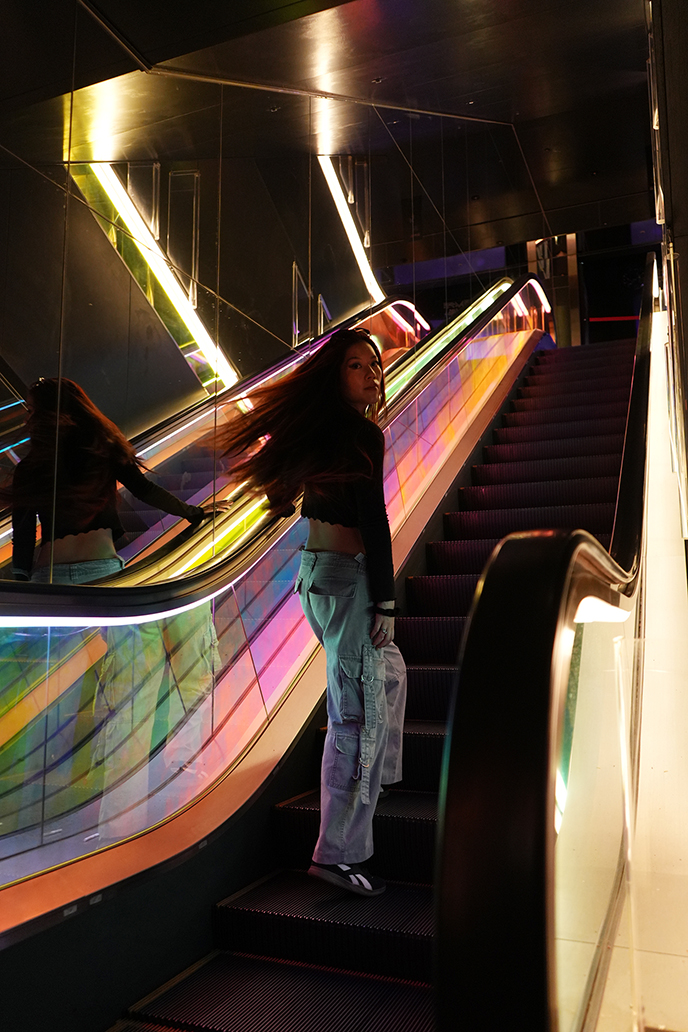 la carmina poshmark @lacarmina lacarmina depop influencer content creator closet sale 