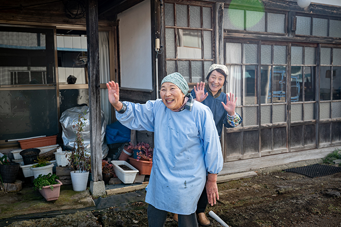 old japanese ladies grandmas grandmothers elderly japan women
