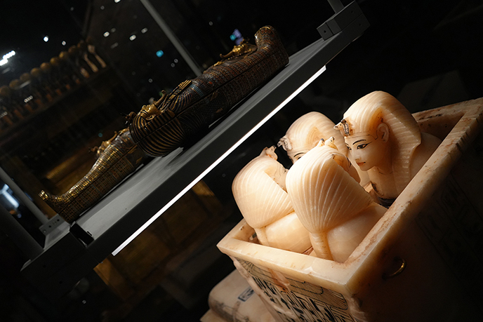 king tutankhamen burial full collection canoptic jars